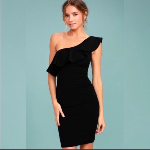 Lulu’s white one shoulder ruffle fitted dress - Picture 6 of 11